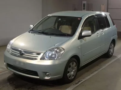 Toyota RAUM
