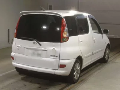 Toyota FUNCARGO