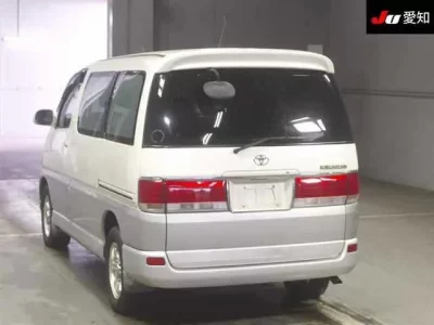 Toyota HIACE REGIUS