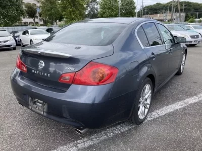 Nissan SKYLINE