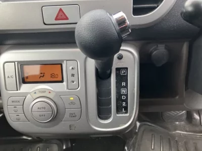 Suzuki MRWAGON