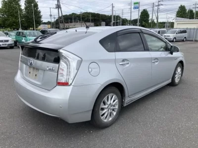 Toyota PRIUS PHV