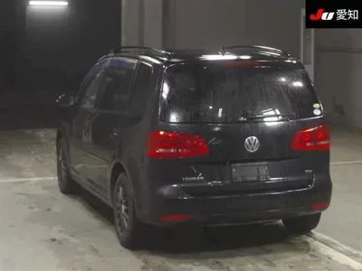 Volkswagen GOLF TOURAN