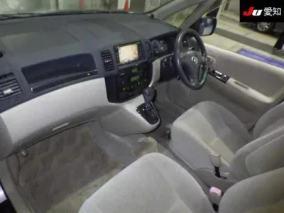 Toyota COROLLA SPACIO