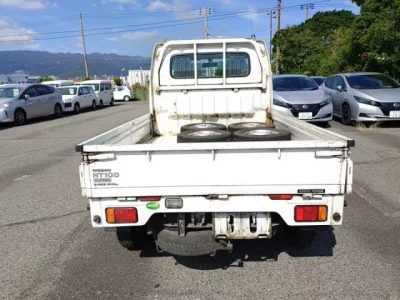 Nissan CLIPPER TRUCK