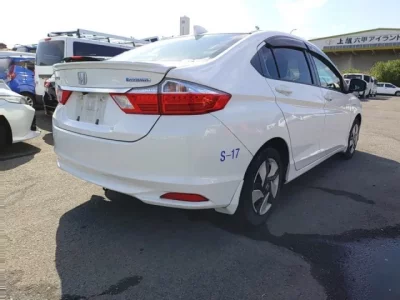 Honda GRACE