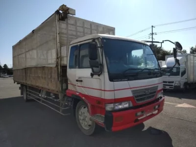 Nissan CONDOR