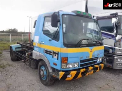 Mitsubishi FUSO FIGHTER