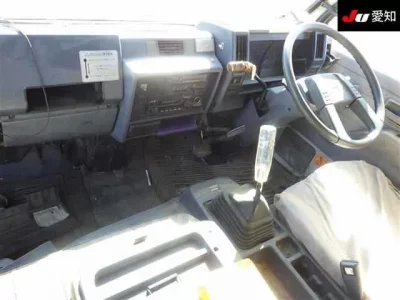 Isuzu JUSTON