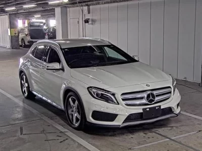Mercedes-Benz GLA CLASS