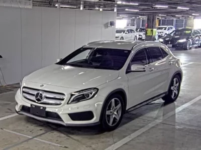 Mercedes-Benz GLA CLASS