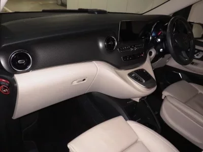 Mercedes-Benz V CLASS