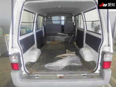 Mitsubishi DELICA