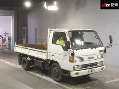 Mazda TITAN
