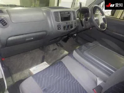 Nissan CARAVAN BUS