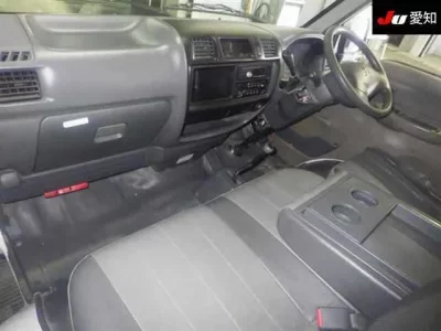Mitsubishi DELICA