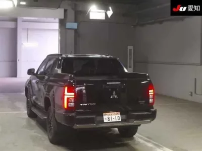 Mitsubishi TRITON
