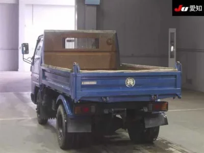 Mazda TITAN