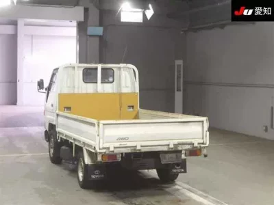 Toyota HIACE TRUCK