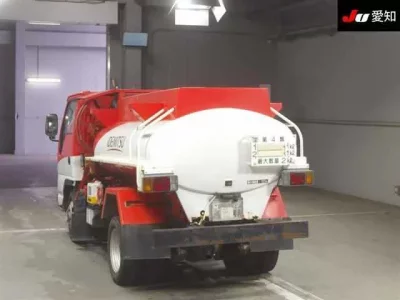 Nissan TRUCK