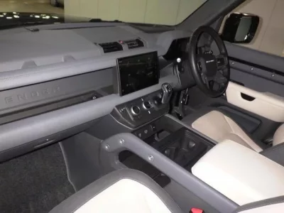 Rover DEFENDER