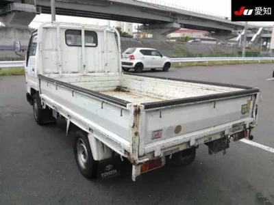 Toyota HIACE TRUCK
