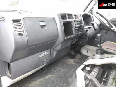 Toyota HIACE TRUCK