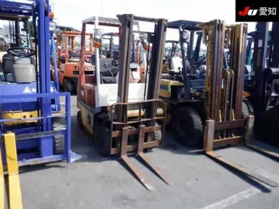 Nissan FORKLIFT