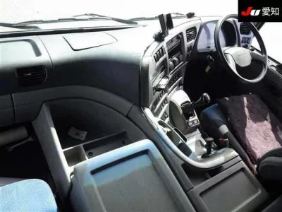 Nissan QUON