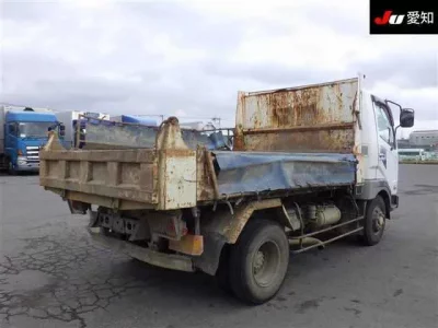 Mitsubishi FUSO FIGHTER