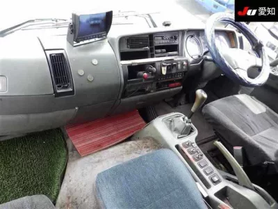 Mitsubishi FUSO FIGHTER