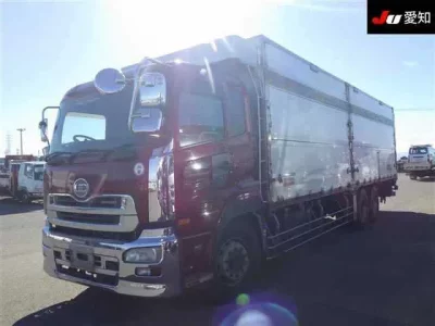 Nissan QUON