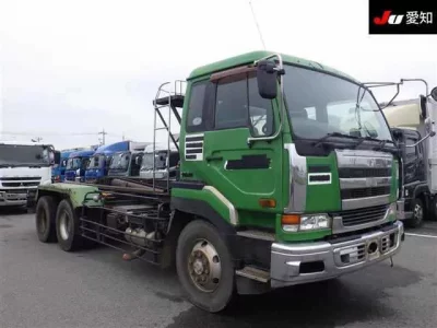 Nissan TRUCK
