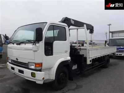 Nissan CONDOR