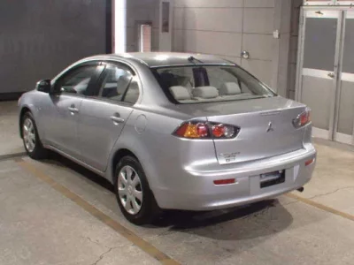 Mitsubishi GALANT FORTIS