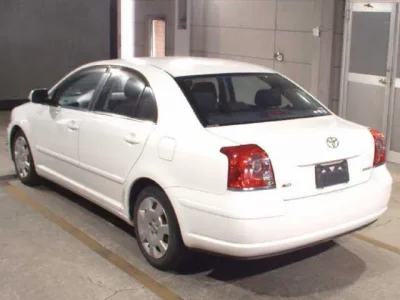 Toyota AVENSIS SEDAN