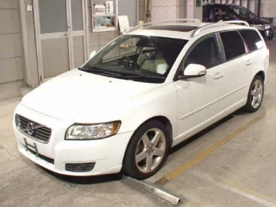 Volvo V50
