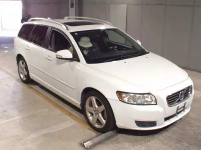 Volvo V50