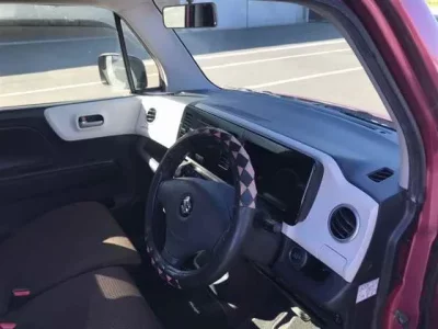 Suzuki MRWAGON