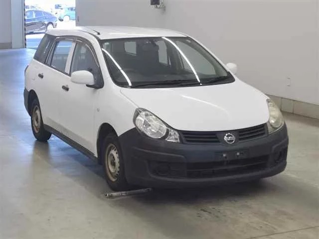Nissan AD