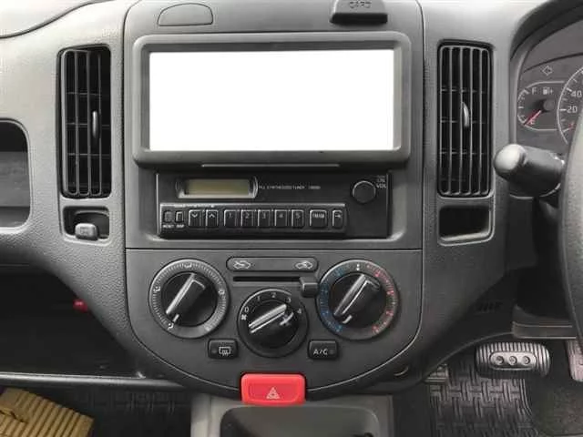 Nissan AD