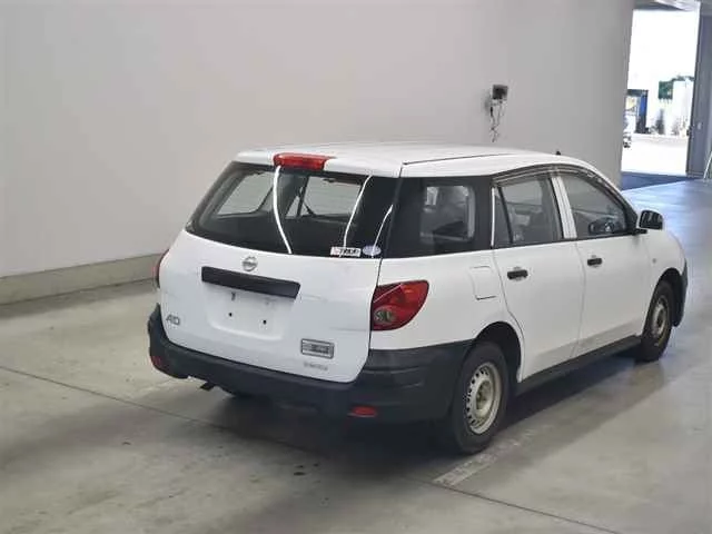 Nissan AD