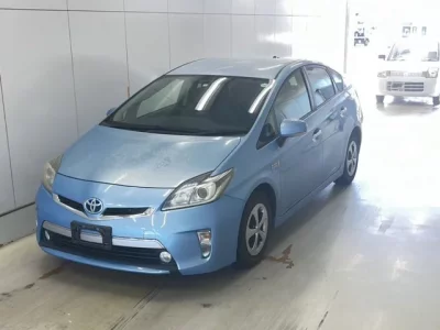 Toyota PRIUS PHV