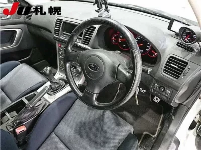 Subaru LEGACY B4