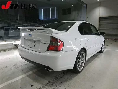 Subaru LEGACY B4