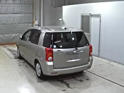 Toyota RAUM