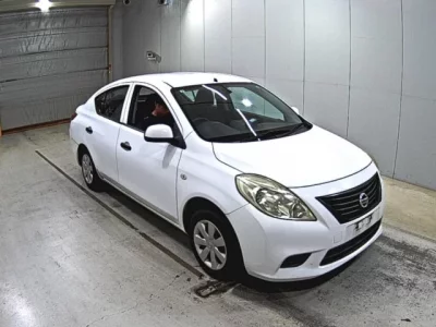 Nissan LATIO
