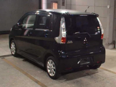 Mitsubishi EK CUSTOM