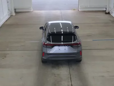 Nissan AURA