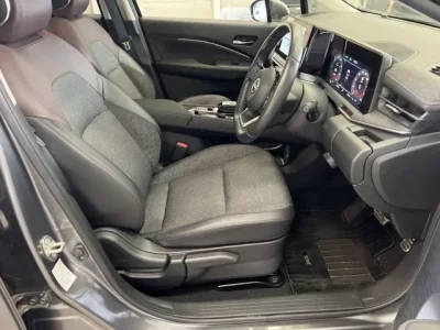 Nissan AURA